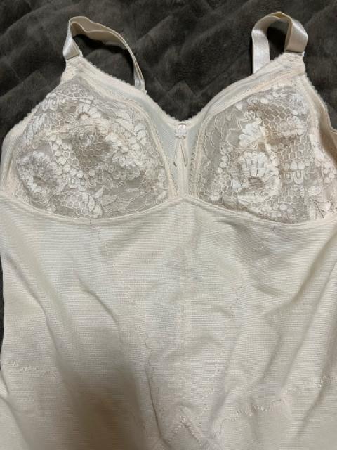 タンス整理品 衣類 おまとめOK ホームクリーニング済み ボディスーツ B80L < 女性ファッション  タンス整理品 衣類 おまとめOK ホームクリーニング済み ボディスーツ B80L < 女性ファッションの