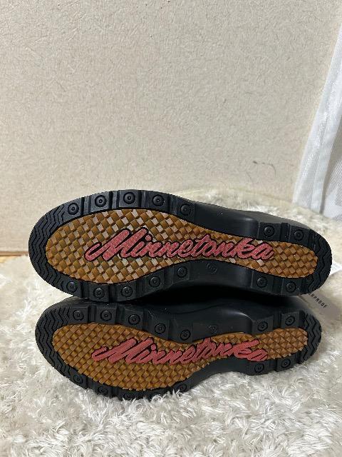 新品タグ付きMINNETONKA★足首ボア付きウインターブーツ < ブランド 新品タグ付きMINNETONKA★足首ボア付きウインターブーツ < ブランドの