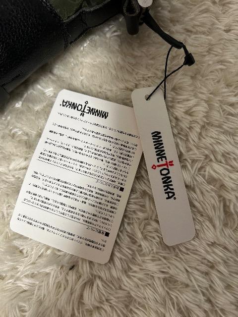 新品タグ付きMINNETONKA★足首ボア付きウインターブーツ < ブランド 新品タグ付きMINNETONKA★足首ボア付きウインターブーツ < ブランドの