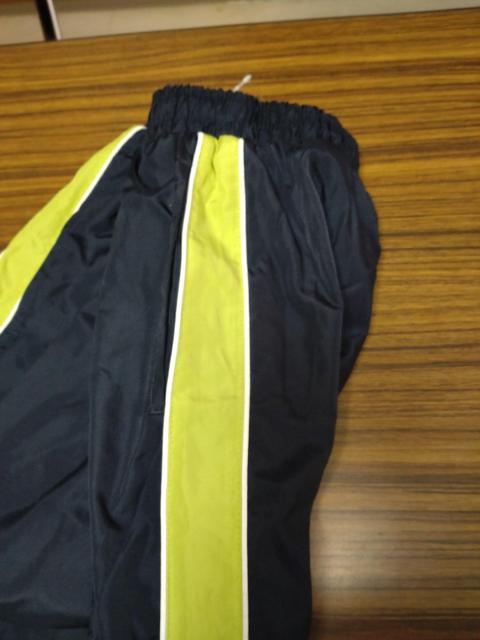 フリースパンツ新品 送料込商品 < キッズ/ベビー  フリースパンツ新品 送料込商品 < キッズ/ベビーの