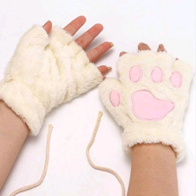 新品★にゃんこ肉球指出し手袋/ホワイト < 女性ファッション  新品★にゃんこ肉球指出し手袋/ホワイト < 女性ファッションの