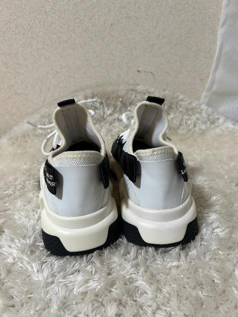 1.9���V�iMAISONMAVERICK PRESENTS���_�b�h�X�j�[�J�[ �� �����t�@�b�V������ 