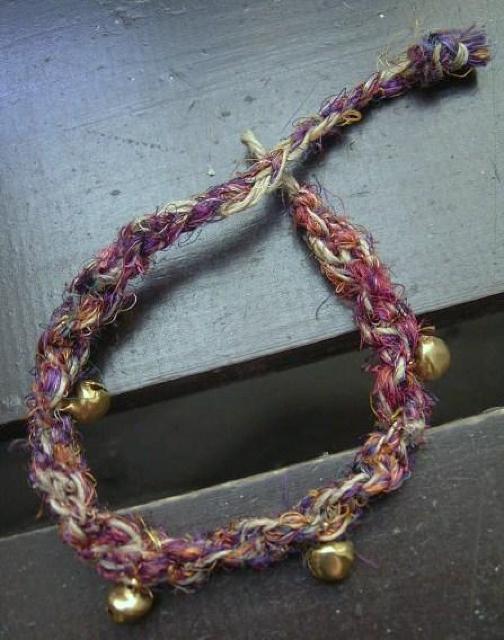 ☆即決☆ヘンプxシルク*すずブレスレット*4 ハンドメイド < 男性アクセサリー/時計  ☆即決☆ヘンプxシルク*すずブレスレット*4 ハンドメイド  < 男性アクセサリー/時計の