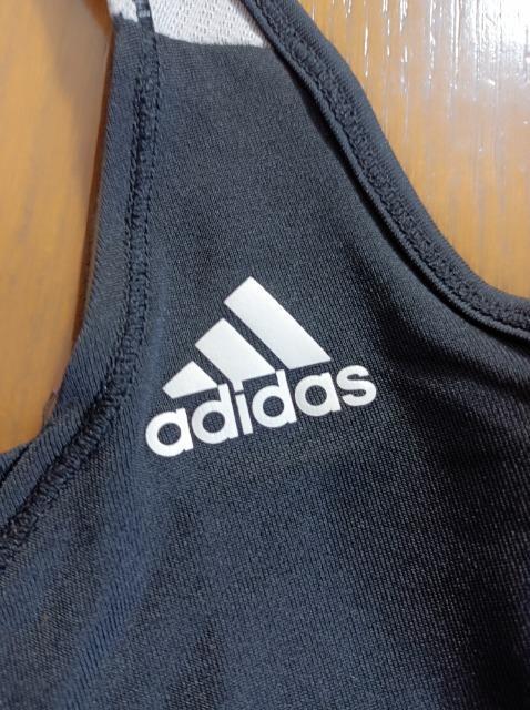 NIKE..adidas★サーキットタンク2枚セット★ヨガジム.スポーツに...カッコイイ★ナイキ.アディダス★ < 女性ファッション  NIKE..adidas★サーキットタンク2枚セット★ヨガジム.スポーツに...カッコイイ★ナイキ.アディダス★ < 女性ファッションの