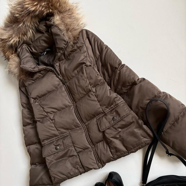 ◆美品◆ミッシェルクラン◆ラクーンファー◆ショートダウンジャケット◆ブラウン◆M < ブランド ◆美品◆ミッシェルクラン◆ラクーンファー◆ショートダウンジャケット◆ブラウン◆M < ブランドの