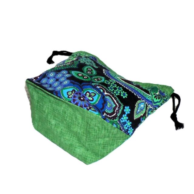 【底マチ幅が広い巾着】◆ヴェラブラッドリー◆【Blue Rhapsody】緑 < 女性ファッション 【底マチ幅が広い巾着】◆ヴェラブラッドリー◆【Blue Rhapsody】緑 < 女性ファッションの