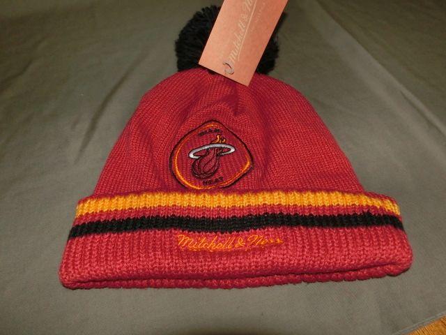 USA購入 老舗【Mitchell & Ness】NBA【Miami Heat】ロゴ刺繍CAP < 男性ファッション  USA購入 老舗【Mitchell & Ness】NBA【Miami Heat】ロゴ刺繍CAP < 男性ファッションの