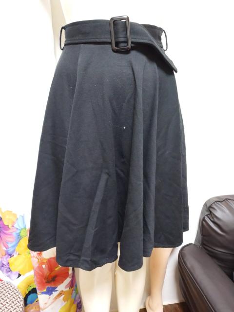 ロムココーポレーション スカート < 女性ファッション  ロムココーポレーション スカート  < 女性ファッションの