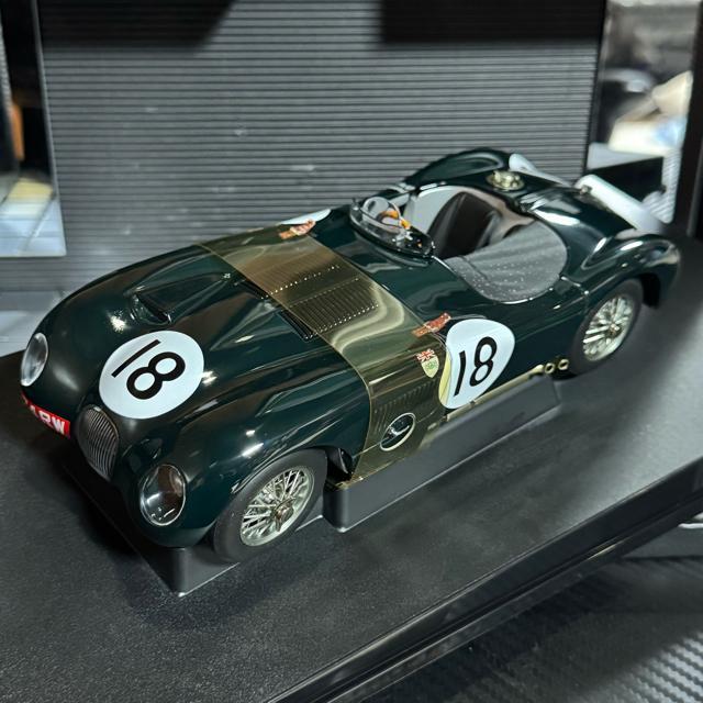 絶版 未展示品 オートアート 1/18 ジャガー Cタイプ レーシンググリーン < ホビー  絶版 未展示品 オートアート 1/18 ジャガー Cタイプ レーシンググリーン < ホビーの