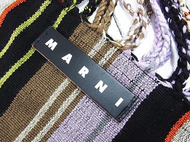 �����K�}���j�iMARNI�j�̃n�����b�N�o�b�O