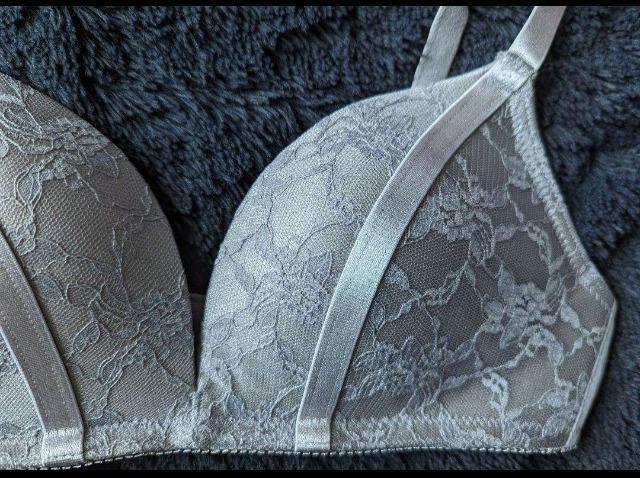 L★ととのえる★美レースノンワイヤーブラジャー★新品★送料無料 < 女性ファッション  L★ととのえる★美レースノンワイヤーブラジャー★新品★送料無料 < 女性ファッションの