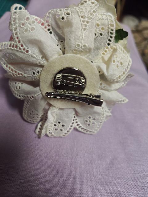 ハンドメイドコサージュ(赤) < 女性アクセサリー/時計 ハンドメイドコサージュ(赤) < 女性アクセサリー/時計の