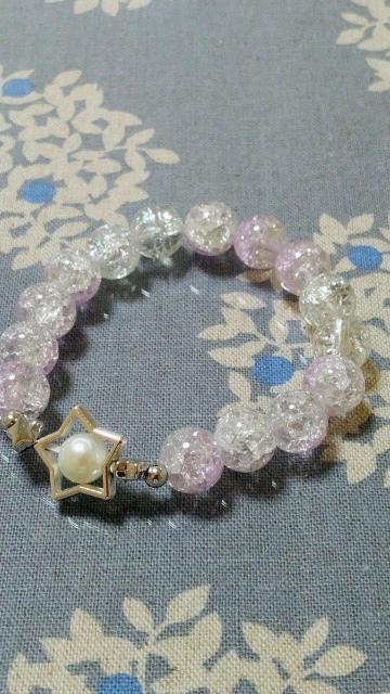 新品未使用★ピンクグラデーションブレスレット < 女性アクセサリー/時計 新品未使用★ピンクグラデーションブレスレット < 女性アクセサリー/時計の