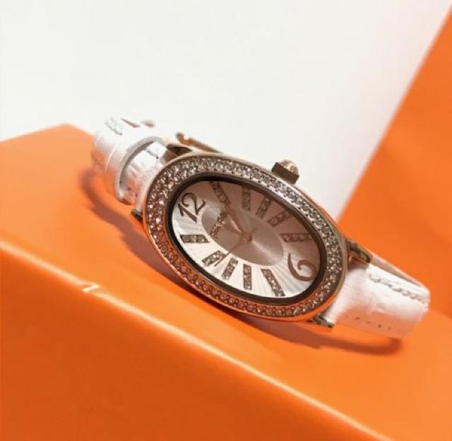 フォリフォリFolliFolli◎ピンクゴールド白ベルト腕時計◎新品 < ブランド フォリフォリFolliFolli◎ピンクゴールド白ベルト腕時計◎新品 < ブランドの