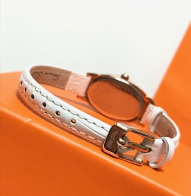 フォリフォリFolliFolli◎ピンクゴールド白ベルト腕時計◎新品 < ブランド フォリフォリFolliFolli◎ピンクゴールド白ベルト腕時計◎新品 < ブランドの