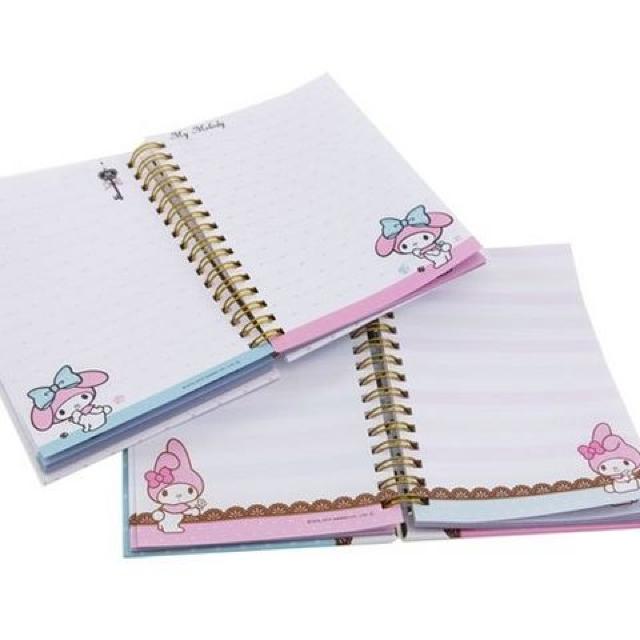 【マイメロディ】可愛い♪学校や職場に A6 Wリングノート 14668 < アニメ/コミック/キャラクター 【マイメロディ】可愛い♪学校や職場に A6 Wリングノート 14668 < アニメ/コミック/キャラクターの