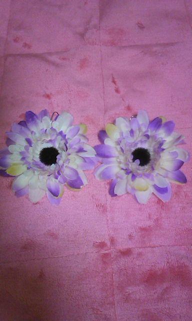 大流行! 造花フラワーピアス 大きめユラユラ パープル ホワイト 新品 激安 浴衣 < 女性アクセサリー/時計 大流行! 造花フラワーピアス 大きめユラユラ パープル ホワイト 新品 激安 浴衣 < 女性アクセサリー/時計の