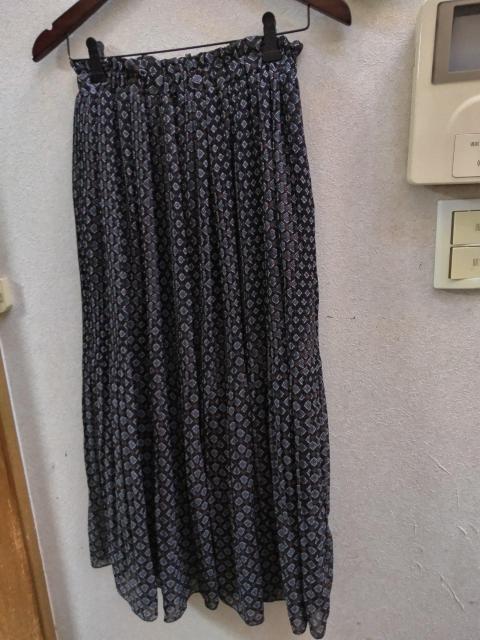 4L Lutique 小紋柄消しプリーツロングスカート < 女性ファッション  4L Lutique 小紋柄消しプリーツロングスカート  < 女性ファッションの