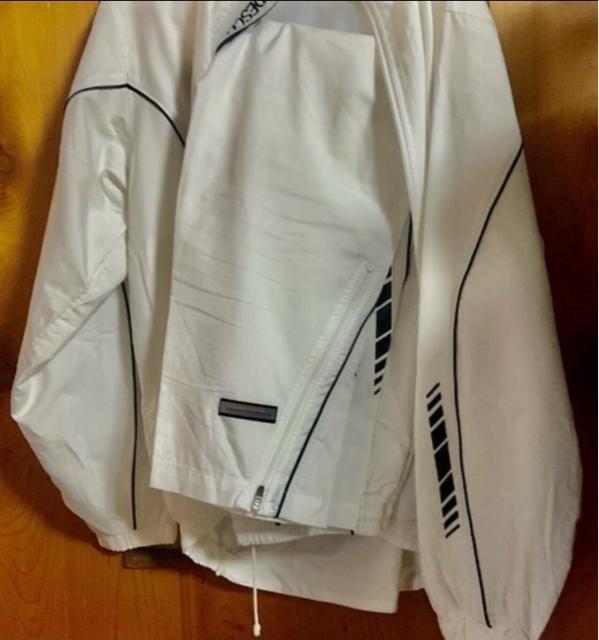 DESCENTE�f�T���g�Z�b�g�A�b�v  �� �u�����h�� 