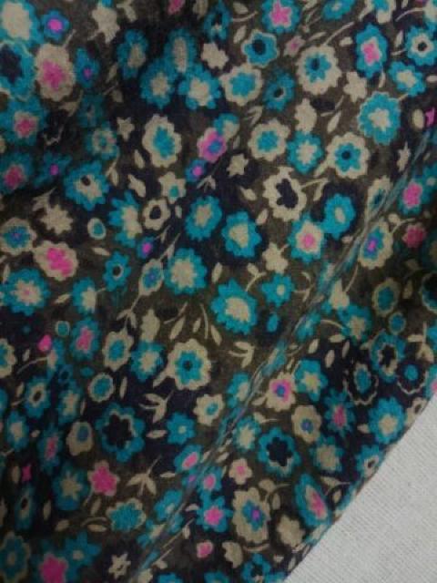 ●ハンドメイド●起毛コットン花柄ワンピース < 女性ファッション ●ハンドメイド●起毛コットン花柄ワンピース < 女性ファッションの