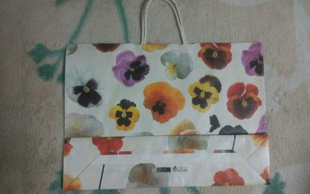 flowery feeling ショップ袋 美品 44.5×32 < 女性ファッション  flowery feeling ショップ袋 美品 44.5×32 < 女性ファッションの