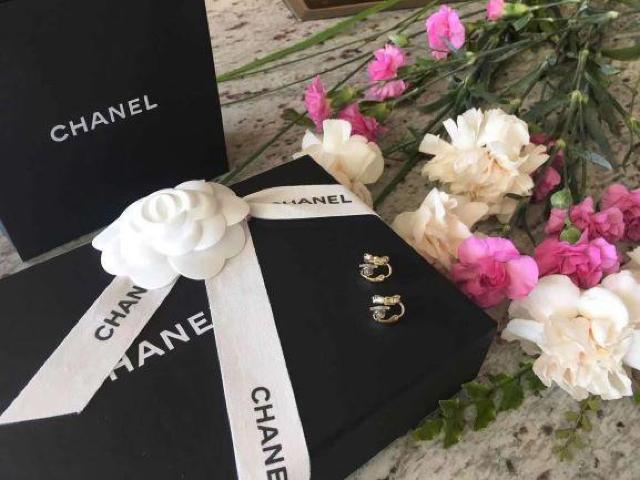 ★正規品★CHANEL★ココイヤリング★シャンパンゴールド★ < ブランド  ★正規品★CHANEL★ココイヤリング★シャンパンゴールド★ < ブランドの