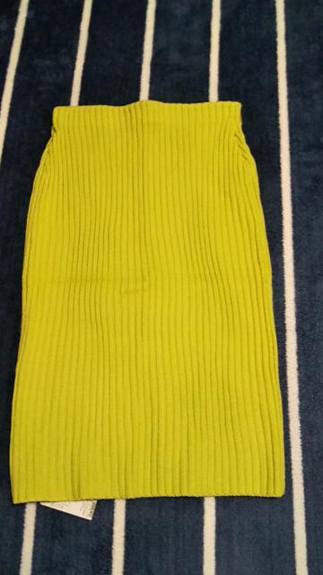 ☆MURUA膝丈リブニットタイト☆新品タグ付きライム < 女性ファッション  ☆MURUA膝丈リブニットタイト☆新品タグ付きライム < 女性ファッションの