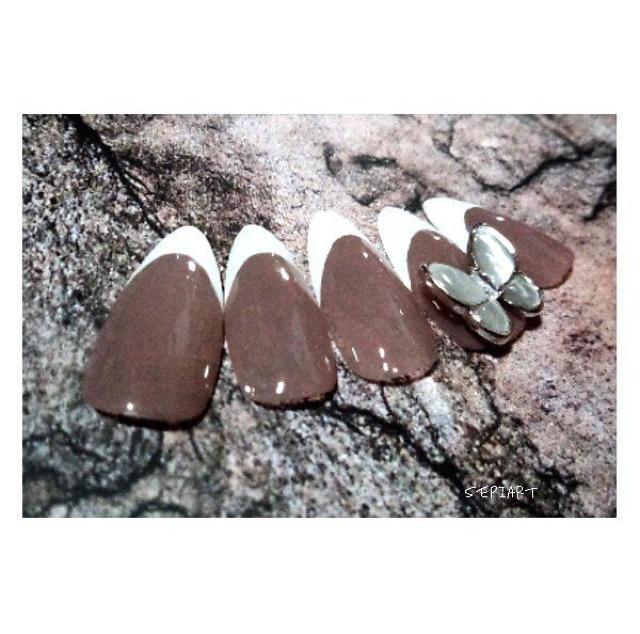 WFlC`bvt܁`VA[uEx[W̃t`~3DXXLj[   /RX/lC 