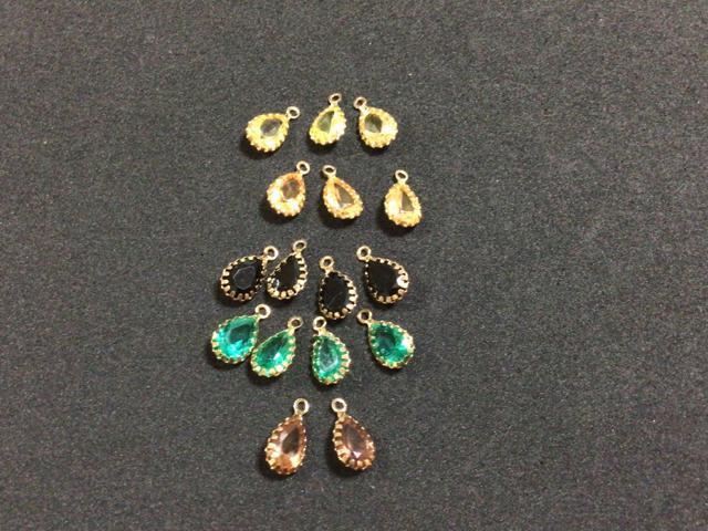 デコ&アクセパーツ☆ティアドロップ16個セット < 香水/コスメ/ネイル デコ&アクセパーツ☆ティアドロップ16個セット < 香水/コスメ/ネイルの