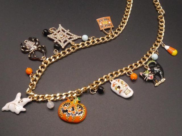 新品 アンティーク調ハロウィンネックレス パンプキン ゴースト イベント パーティ < 女性アクセサリー/時計 新品 アンティーク調ハロウィンネックレス パンプキン ゴースト イベント パーティ < 女性アクセサリー/時計の