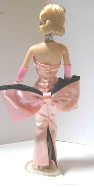 マリリン・モンロー ピンクドレスのバービー人形 < ホビー マリリン・モンロー ピンクドレスのバービー人形 < ホビーの