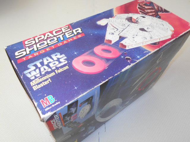 スター・ウォーズ スペースシューター ミレニアム・ファルコン 欠品無し < おもちゃ スター・ウォーズ スペースシューター ミレニアム・ファルコン 欠品無し < おもちゃの