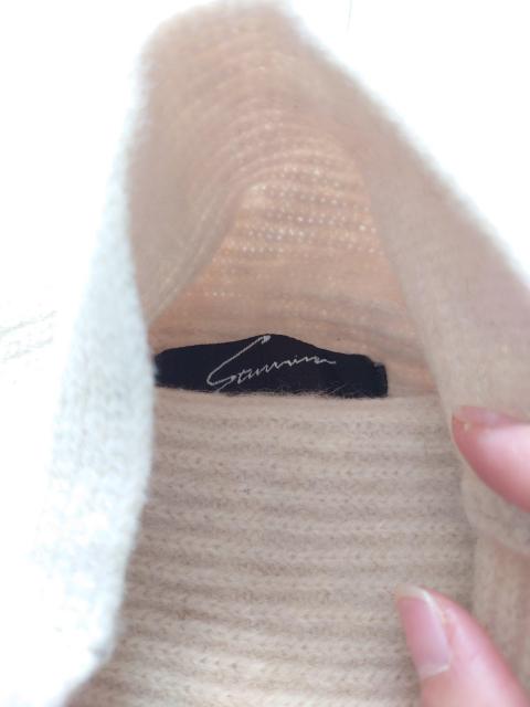 スタニングルアー セーター ニット オフホワイト S < ブランド  スタニングルアー セーター ニット オフホワイト S < ブランドの