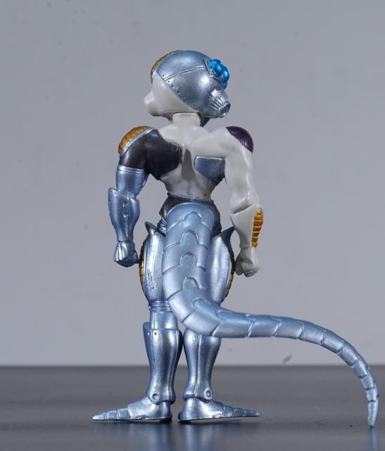 中古HG ドラゴンボールZ4 人造人間現る!編 メカフリーザ < アニメ/コミック/キャラクター  中古HG ドラゴンボールZ4 人造人間現る!編 メカフリーザ < アニメ/コミック/キャラクターの