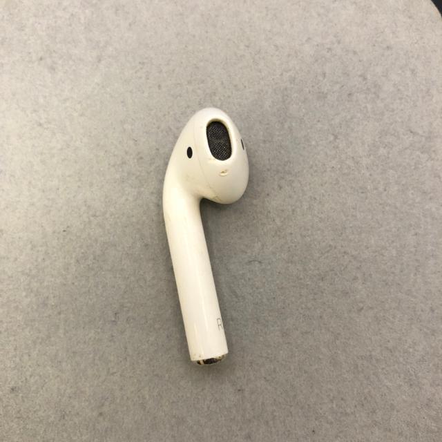 即決 Apple アップル AirPods 第二世代 右耳のみ A2032 < 家電/AV  即決 Apple アップル AirPods 第二世代 右耳のみ A2032 < 家電/AVの