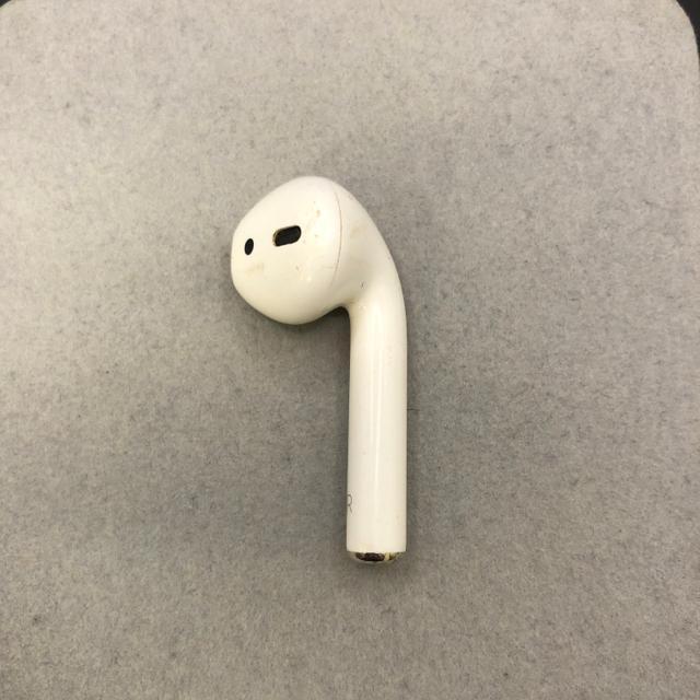 即決 Apple アップル AirPods 第二世代 右耳のみ A2032 < 家電/AV  即決 Apple アップル AirPods 第二世代 右耳のみ A2032 < 家電/AVの