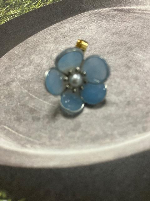 ハンドメイド レジン ネモフィラ マスククリップ < 女性ファッション  ハンドメイド レジン ネモフィラ マスククリップ  < 女性ファッションの