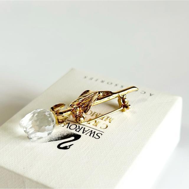 美品 SWAROVSKI スワロフスキー フラワーモチーフ ブローチ < ブランド 美品 SWAROVSKI スワロフスキー フラワーモチーフ ブローチ < ブランドの