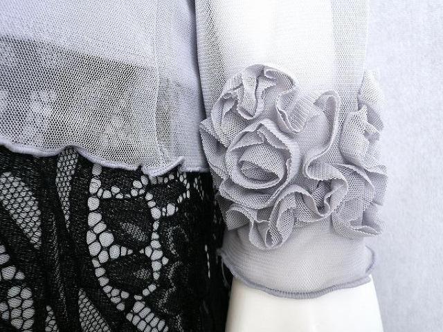 新品 8527 ML 花モチーフ ハイネック ブラウス 春 夏 秋 グレー メッシュ カットソー 袖花モチーフ 長袖 上品 < 女性ファッション 新品 8527 ML 花モチーフ ハイネック ブラウス 春 夏 秋 グレー メッシュ カットソー 袖花モチーフ 長袖 上品 < 女性ファッションの