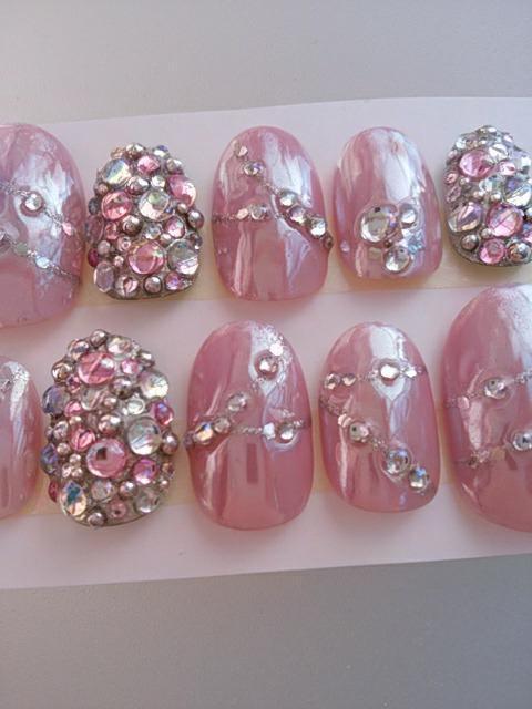 売り切り値下げ ジェルネイル ミラーパウダー ピンク ストーン敷き詰め ショートオーバル < 香水/コスメ/ネイル 売り切り値下げ ジェルネイル ミラーパウダー ピンク ストーン敷き詰め ショートオーバル < 香水/コスメ/ネイルの