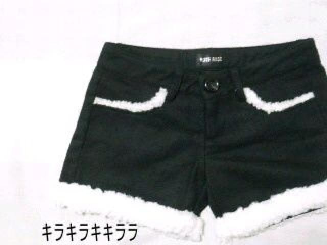 《New》ふわふわ*もこもこ★裾ボア*ショートパンツ<ブラックM> < 女性ファッション  《New》ふわふわ*もこもこ★裾ボア*ショートパンツ<ブラックM>  < 女性ファッションの