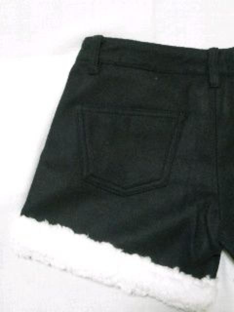 《New》ふわふわ*もこもこ★裾ボア*ショートパンツ<ブラックM> < 女性ファッション  《New》ふわふわ*もこもこ★裾ボア*ショートパンツ<ブラックM> < 女性ファッションの