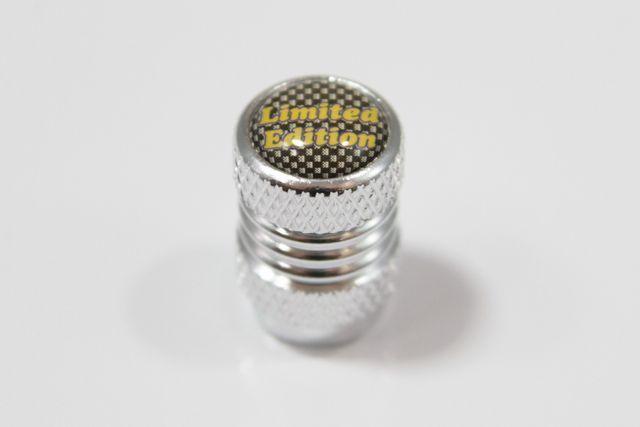 LIMITED EDITIONロゴ入りエアバルブ < 自動車/バイク LIMITED EDITIONロゴ入りエアバルブ < 自動車/バイク