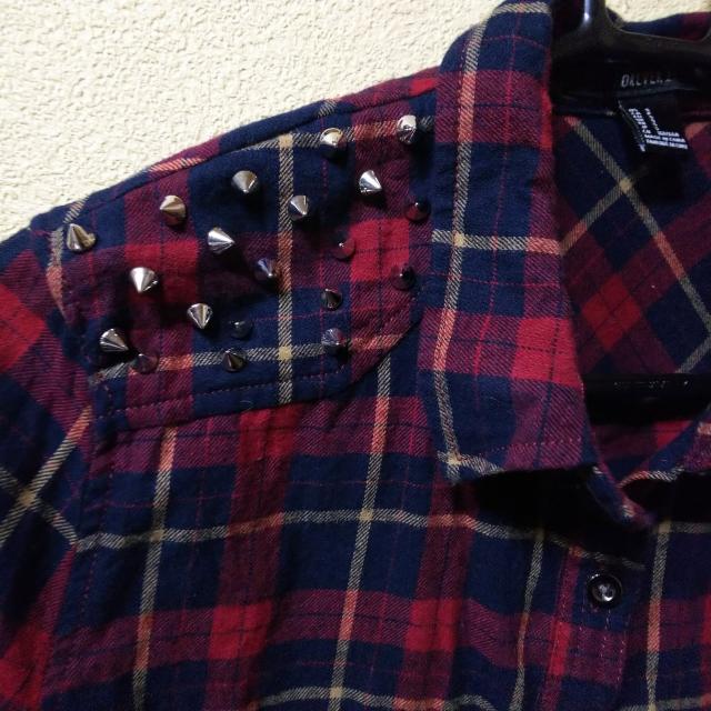 フォーエバー21★USED★ピラミッドスタッズ付チェックシャツ < ブランド  フォーエバー21★USED★ピラミッドスタッズ付チェックシャツ < ブランドの
