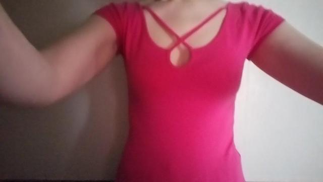 着ると胸元セクシーなカットソー < 女性ファッション  着ると胸元セクシーなカットソー < 女性ファッションの