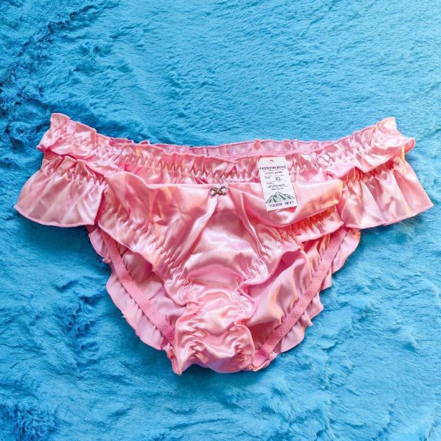 激エロカワッ。。。ロリ姫ちゃん仕様。。。ツルツルサテン&リボンが可愛いパンティー。。。ショーツ。。。ピンク。。。 < 女性ファッション  激エロカワッ。。。ロリ姫ちゃん仕様。。。ツルツルサテン&リボンが可愛いパンティー。。。ショーツ。。。ピンク。。。  < 女性ファッションの