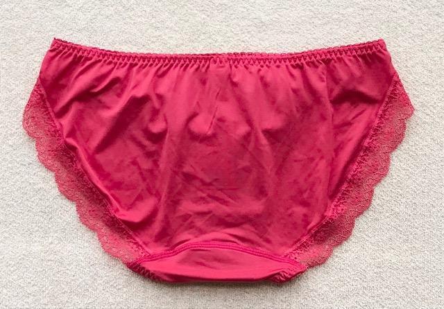 Triumph AMOSTYLE ショーツ Mサイズ レッド < 女性ファッション  Triumph AMOSTYLE ショーツ Mサイズ レッド < 女性ファッションの