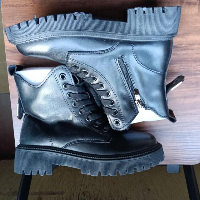 Vi 22cm fB[X u[c ubN  V[Y TChSA  t@bV 