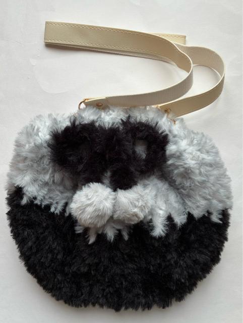 ハンドメイド バッグ ふわふわモコモコ ポンポン < 女性ファッション ハンドメイド バッグ ふわふわモコモコ ポンポン < 女性ファッションの