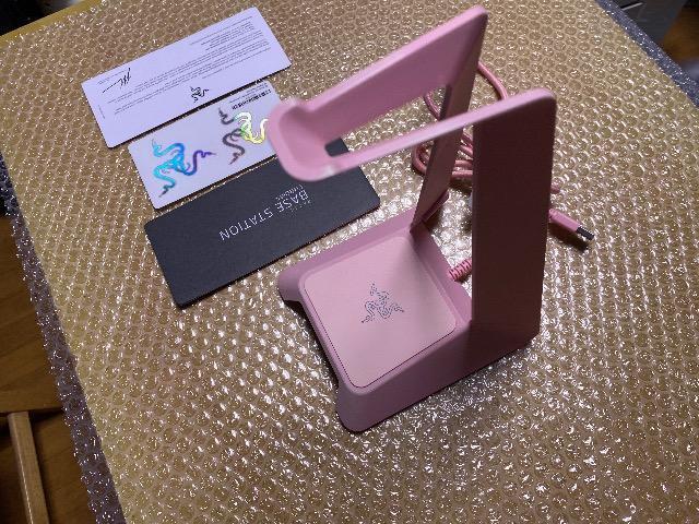 レイザー★光るヘッドホンスタンド★RAZER BASE STATION CHROMA★ヘッドフォンスタンド★ゲーミング★ゲーム用 < 家電/AV レイザー★光るヘッドホンスタンド★RAZER BASE STATION CHROMA★ヘッドフォンスタンド★ゲーミング★ゲーム用 < 家電/AVの